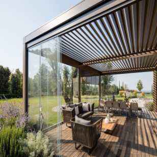 Bioclimatic Pergola in Europe